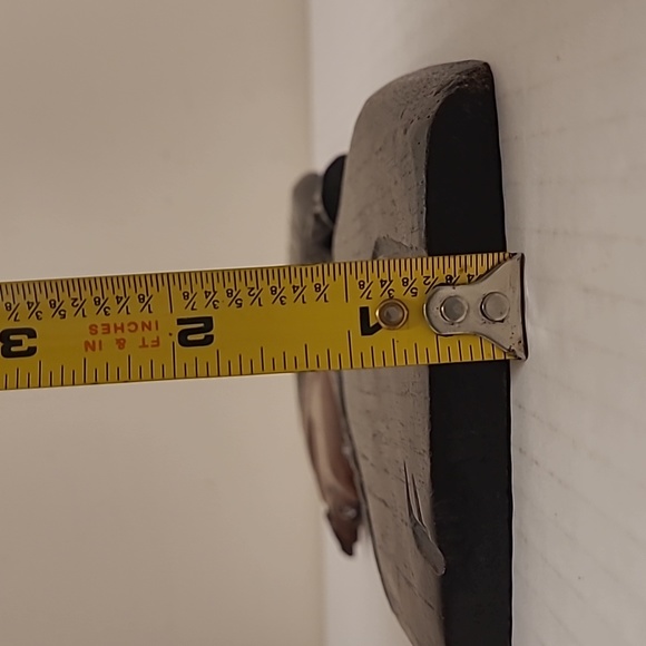 Hand Carved Wooden Decorative Woman - Picture 16 of 16